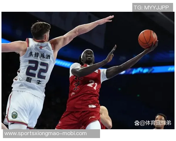 北京男篮外援斯佩尔曼奥莫特杰曼正式集结备战新赛季